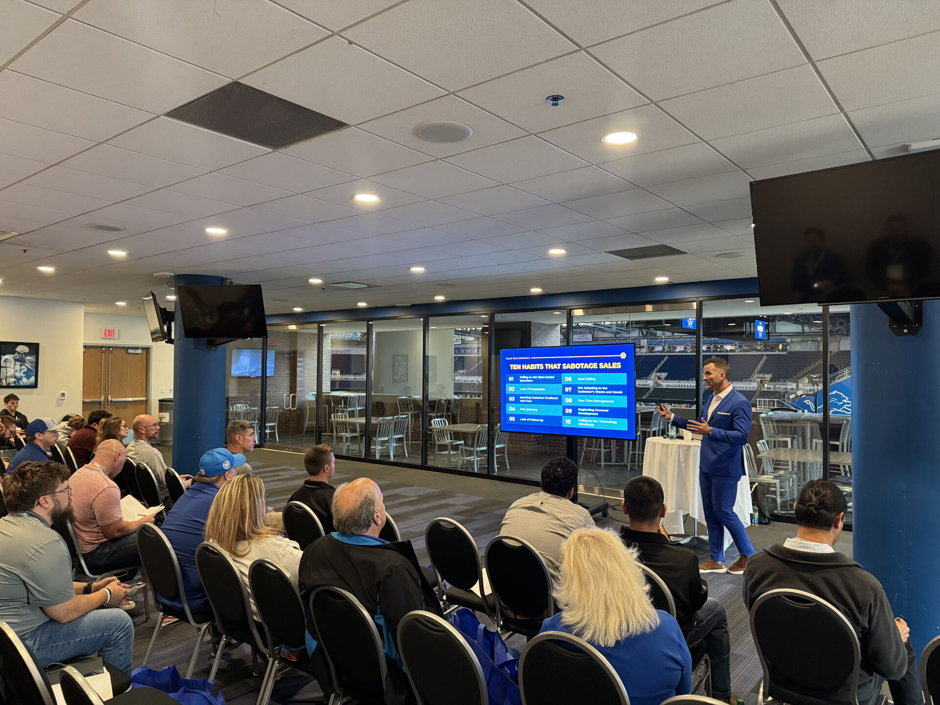 Fractional sales leadership running sales meetings