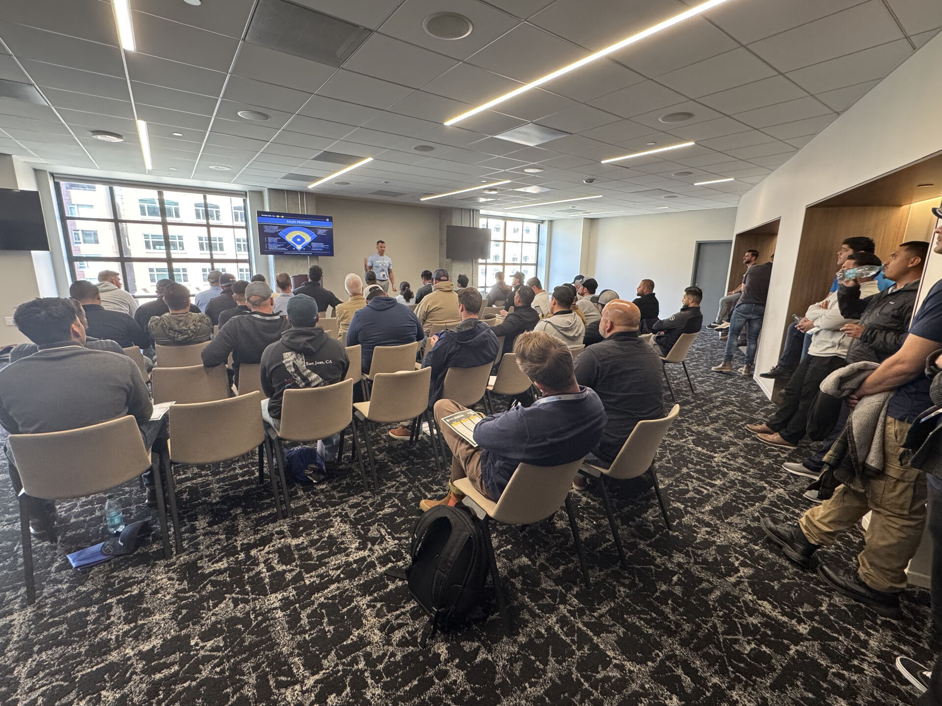 Customized sales training for contractor businesses